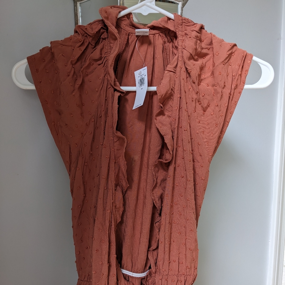 Old Navy wrap dress. Size XS. Rust orange.
